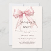 She's tying the knot pink bow pearls Bridal Shower 招待状 (正面)