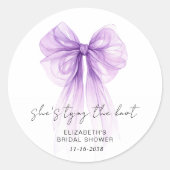 She's Tying The Knot Purple Bow Bridal Shower ラウンドシール (正面)