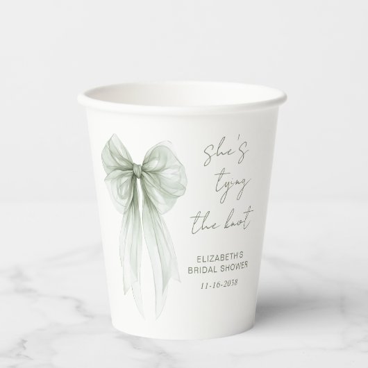 She's Tying The Knot Sage Green Bow Bridal Shower 紙コップ (正面)