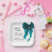 She's Tying The Knot Turquoise Bow Bridal Shower ペーパープレート (パーティー)