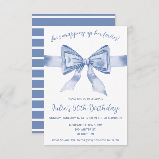 She's Wrapping Up Her Forties! Blue Bow Birthday 招待状 (正面/裏面)