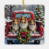 Shetland Sheepdog Christmas Red Truck Holiday セラミックオーナメント (正面)