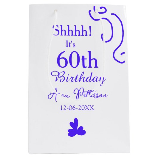 Shhそれは60歳の誕生日の追加の名前パープルスペインの r ミディアムペーパーバッグ (正面)