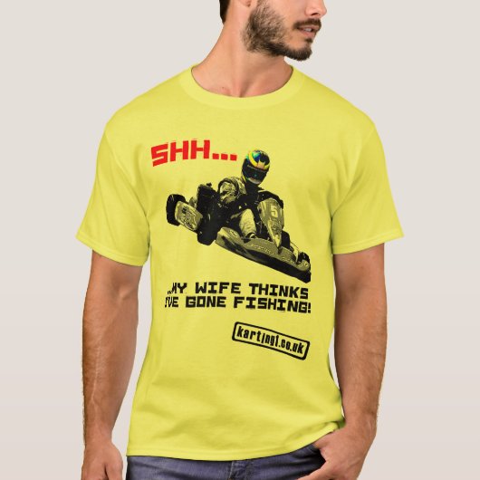 Shh… 私の妻は私を持っています行った採取を考えます tシャツ (正面)
