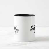 「shhh not yet」クラシックマグ マグカップ (中央)