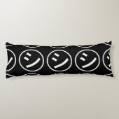 Shi Kana ㋛ Kana Smiling絵文字/絵文字 ボディピロー (裏面)