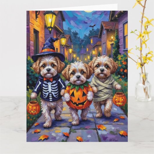 Shih Tzu Dogs Trick-or-Treating Halloween Costumes カード (黄色い花)