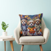 Shih Tzu Dogs Trick-or-Treating Halloween Costumes クッション (椅子)