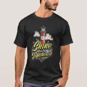 Shine Like A Lighthouse Lighthouse Tシャツ (正面)