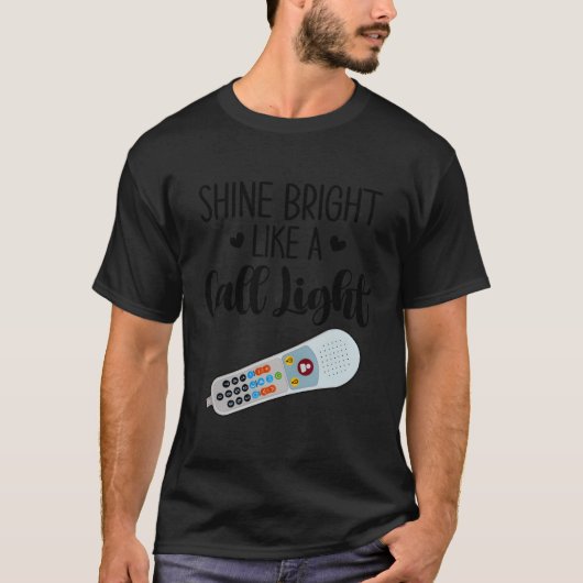 Shines明るいコールライトのようなナースアードEr Icu Nu Tシャツ (正面)