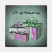 Shiny Wrapped Christmas Presents Green Purple マグネット (正面)