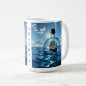 Ship in a Bottle Floating on the Ocean コーヒーマグカップ (正面右)