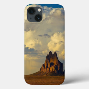 Shiprock対Thunderhead iPhone 13ケース