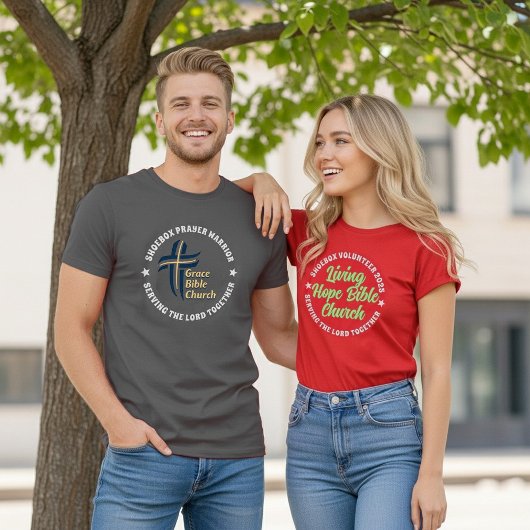 Shoebox Volunteer Group T-Shirt Tシャツ