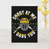 Shoot At Me I Dare You Field Hockey Player  カード (黄色い花)