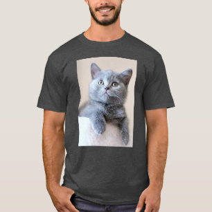 Shorthair灰色のイギリスの猫 Tシャツ