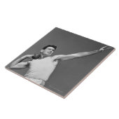 Shotputを投げている人 タイル (側面)