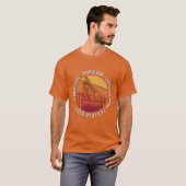Show Jumping Cross Railriple Bar Retro Horses frie Tシャツ (正面フル)
