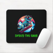 Shred The Gnar Funny Snowboarding Dinosaur T-rex W マウスパッド (マウス)