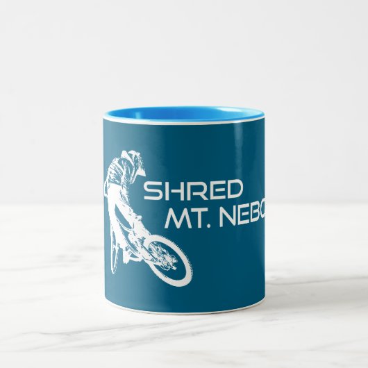 Shred The Mt. Nebo Trail Bentonville ツートーンマグカップ (中央)