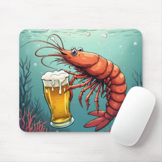 Shrimp Holding a Glass of Beer マウスパッド (マウス)