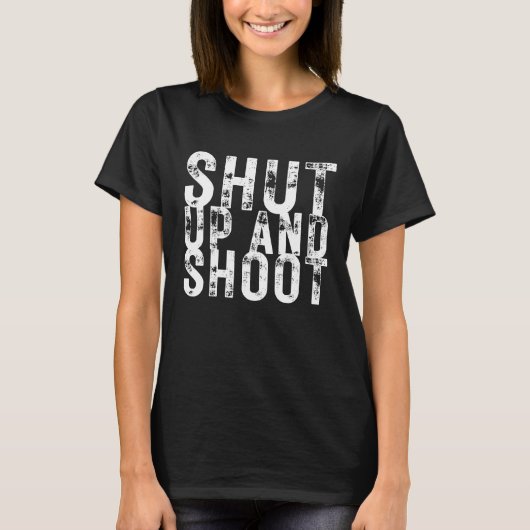 Shut Up and Shoot Billiard 8 Ball Pool Player  Hun Tシャツ (正面)