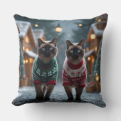 Siamese Cats Christmas Snow Holiday クッション (正面)