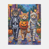 Siberian Cats Trick-or-Treating Halloween Costumes フリースブランケット (正面)