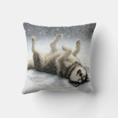 Siberian Huskey Creating a Snow Angel クッション (裏面)