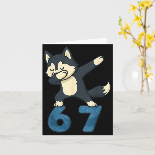 Siberian Husky Dog Dabbing 67 Meme Six Seven Funny カード (黄色い花)