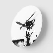 Siberian Husky Puppy ラウンド壁時計 (傾斜)