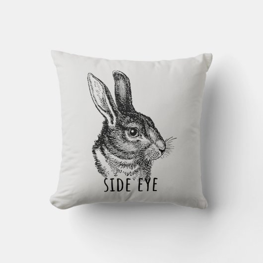 Side Eye Funny Bunny クッション (正面)