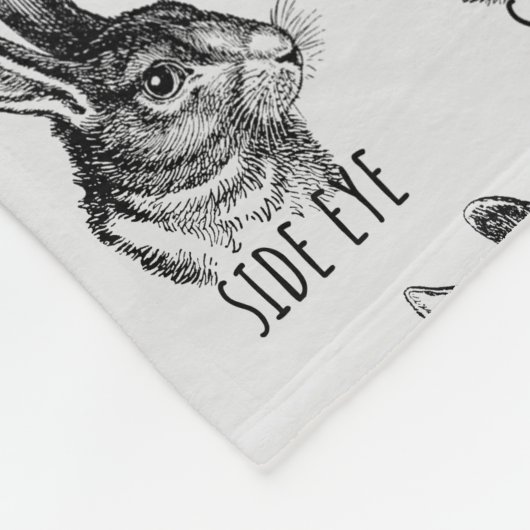 Side Eye Funny Bunny フリースブランケット (角)
