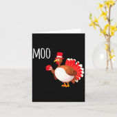 Side Eye Moo Turkey Funny Thanksgiving Autumn Fall カード (黄色い花)