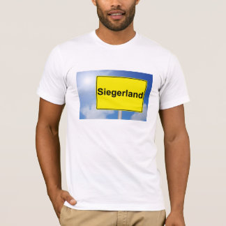 Siegerland Schild mit Himmelhintergrund Tシャツ