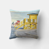 Siesta Key Beach Lifeguard Towers Pillow クッション (裏面)