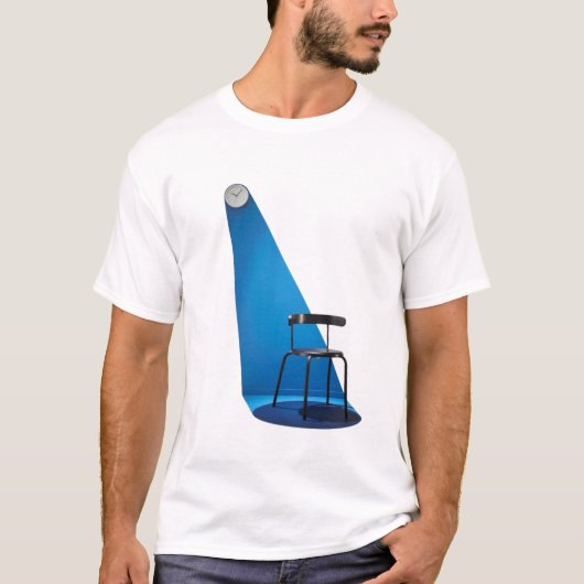 Signification de l'horloge et de la chaise   tシャツ (正面)