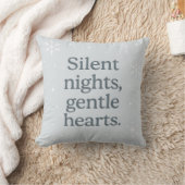 Silent nights, gentle hearts – Christmas Pillow クッション (ブランケット)