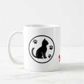Silent Paws – ミニマルな猫のシルエット コーヒーマグカップ (左)