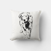 Silent Steps in Fall Shadows クッション (正面)