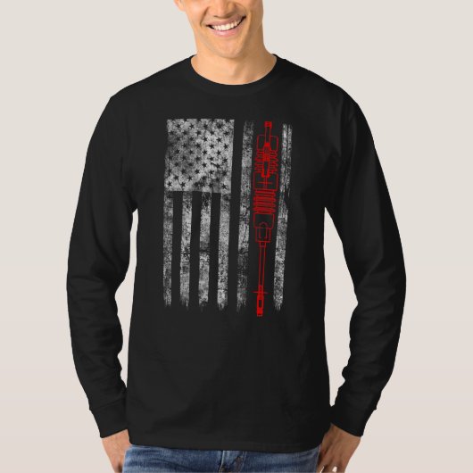Silhouette Fuse Cutout American Flag Lineman Tシャツ (正面)