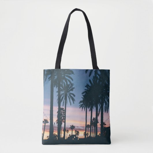 Silhouette of houses beside palm trees and pathway トートバッグ (正面)