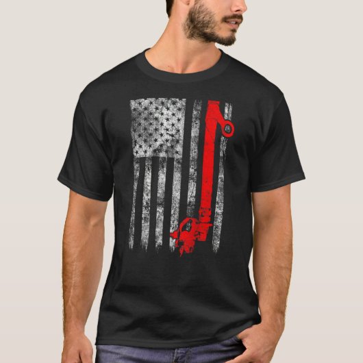 Silhouette Power Line Fuse American Flag Lineman Tシャツ (正面)