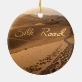 Silk Road Desert Landscape Typography Art セラミックオーナメント (裏面)