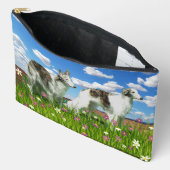 Silken Windhounds アクセサリーポーチ (見開き)