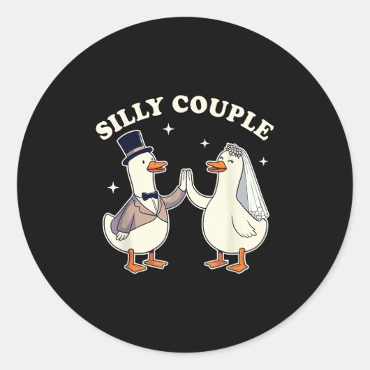 Silly Goose Bride &amp; Groom Wedding Bachelorette ラウンドシール (正面)