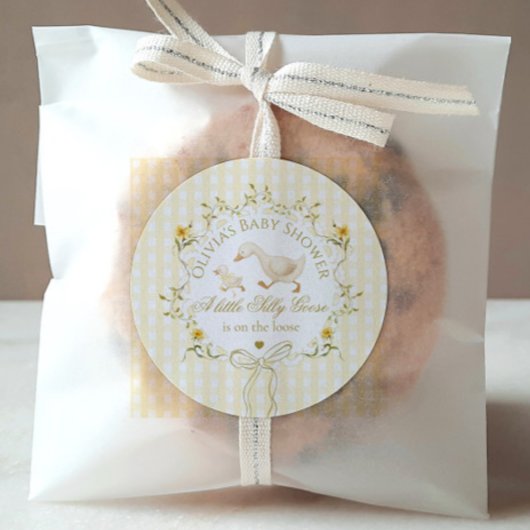 Silly Goose Gender neutral Yellow Baby Shower ラウンドシール
