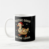 Silly Goose Holiday Christmas Festive Goose On The コーヒーマグカップ (左)