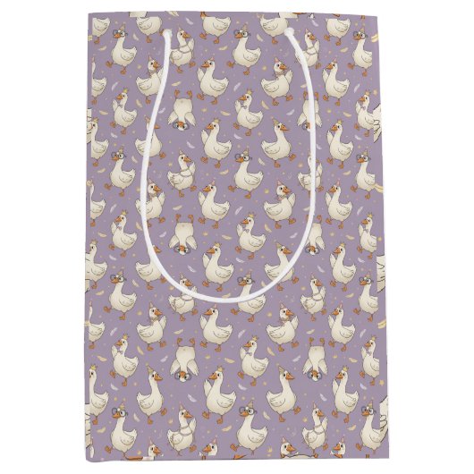 Silly Goose Party Parade Funny Birthday ミディアムペーパーバッグ (正面)