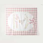 Silly Goose Pink Gingham Girl Baby Shower Backdrop タペストリー (正面(横))
